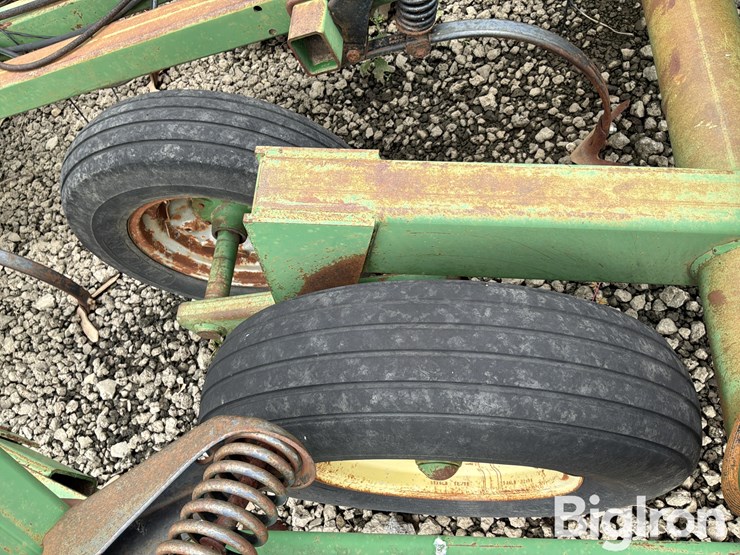 john-deere-726-image-17