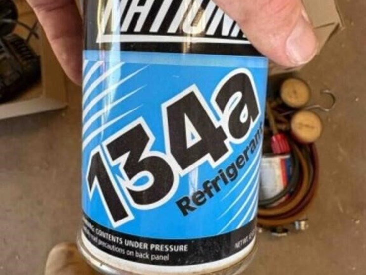 hvac-guage-and-7-cans-of-134a-image-2