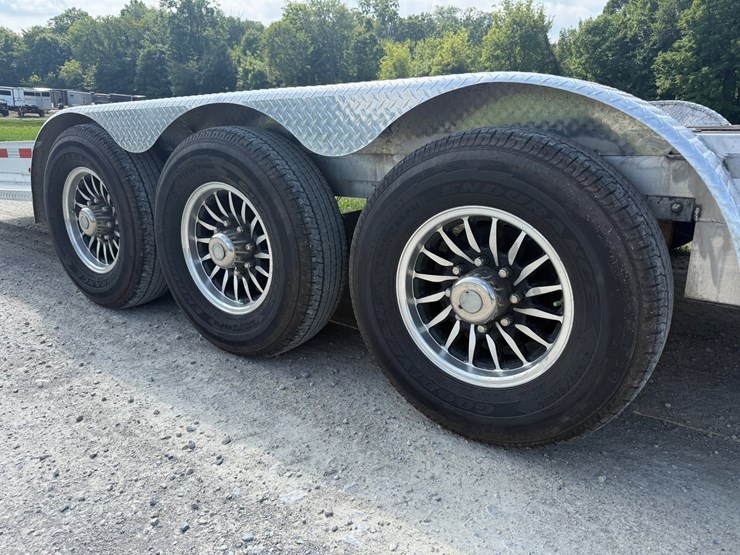 #406-•-2022-wolverine-aluminum-flatbed-trailer(has-wi-title)(helenville,-wi)-image-4