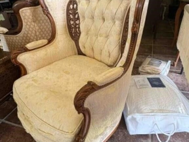 vintage-armchair-image-4