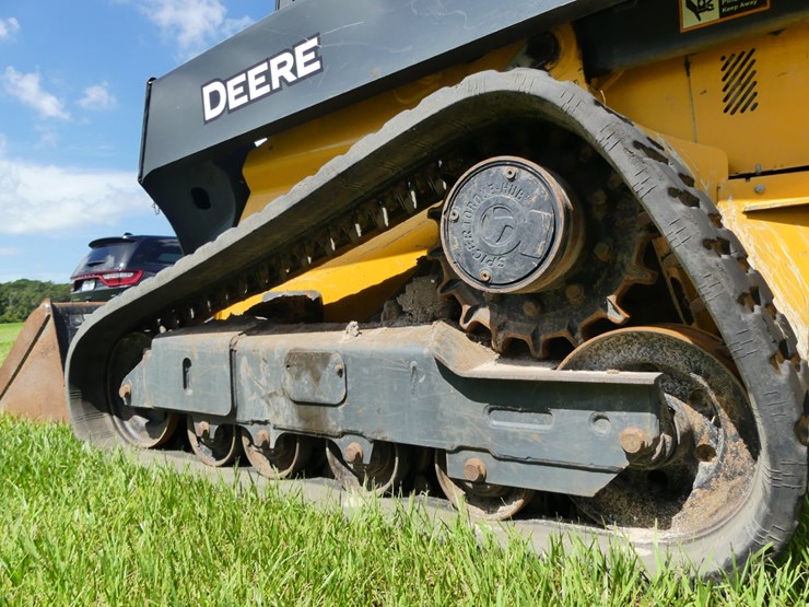 deere-325g-image-5
