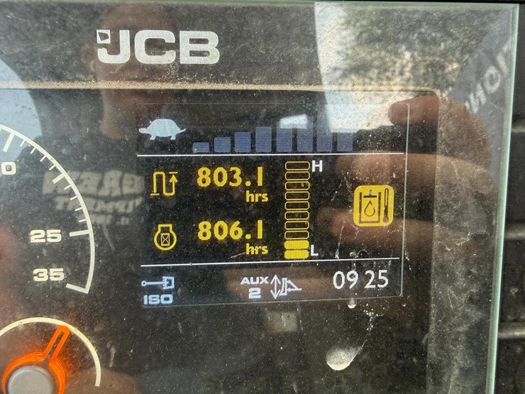 2022-jcb-50z-1-image-22