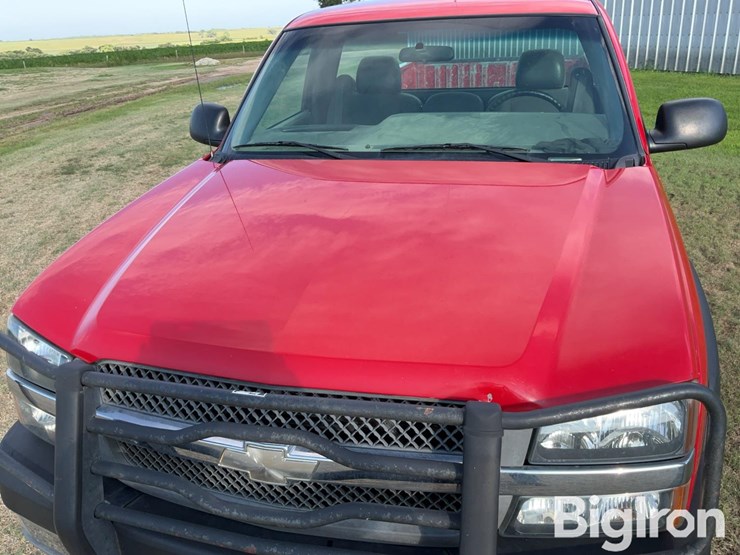 2003-chevrolet-2500hd-image-11
