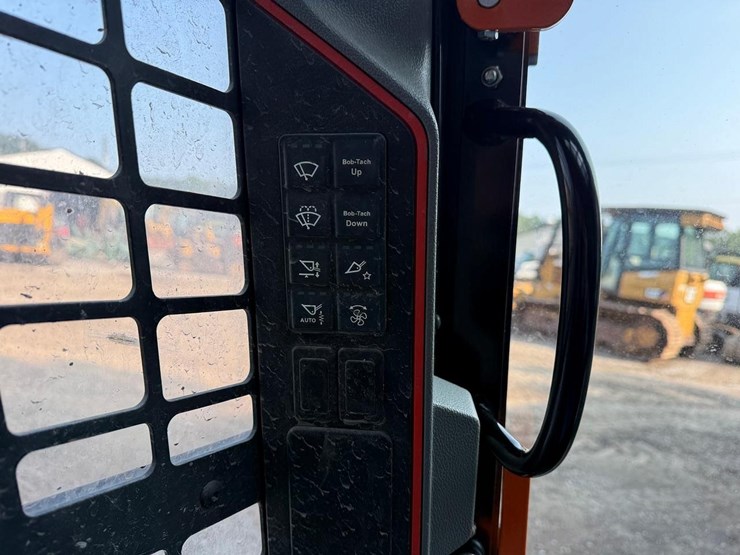 2024-bobcat-t66-image-26