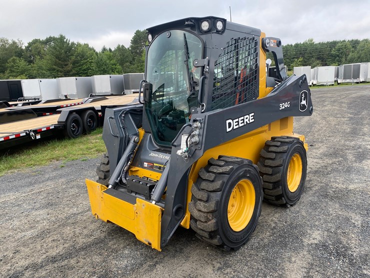 2024-deere-324g-image-1