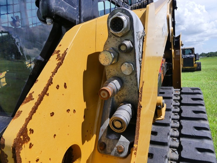 caterpillar-255-image-11
