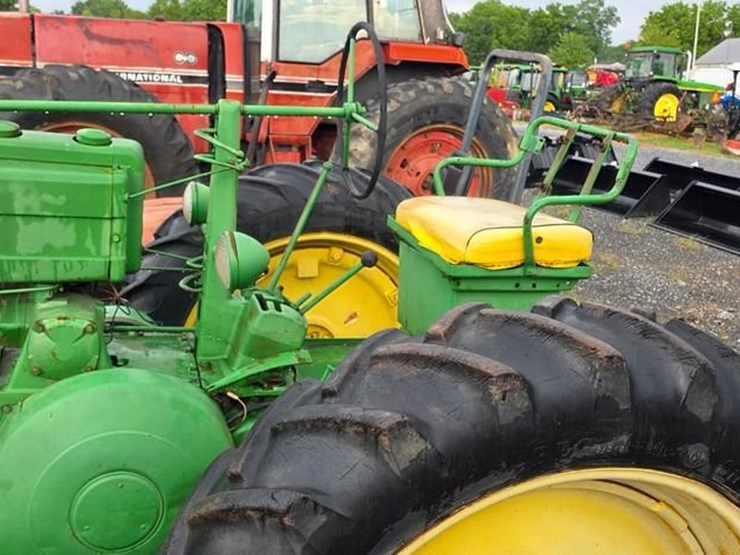 john-deere-a-image-13
