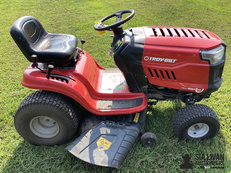 2019-troy-bilt-pony-image-4