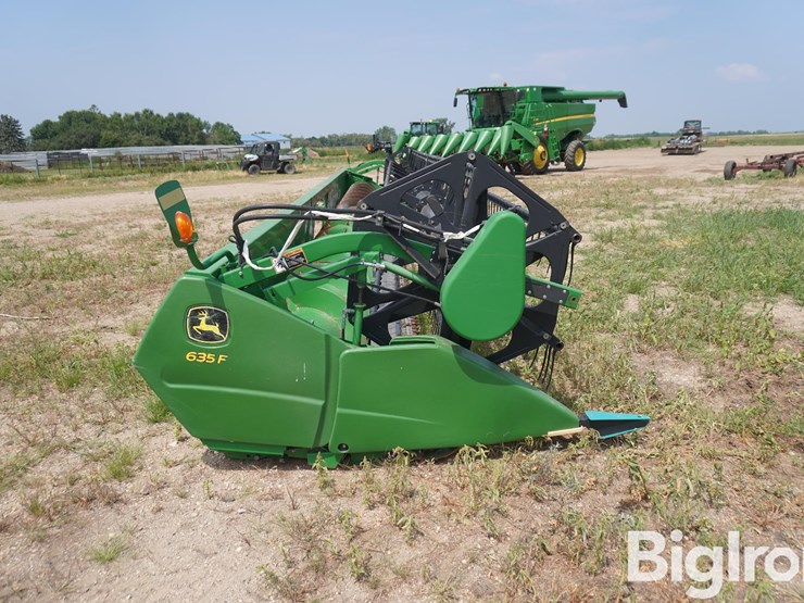 john-deere-635-image-4