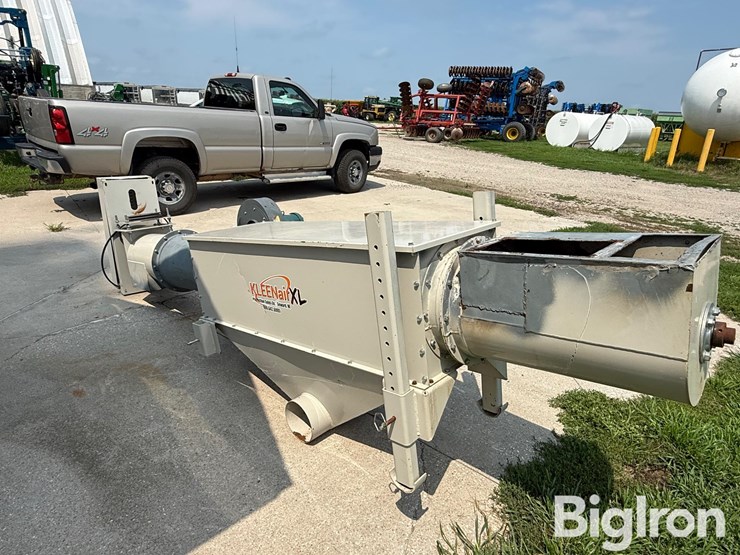 kleenair-self-powered-xl-14"-grain-screener-image-5