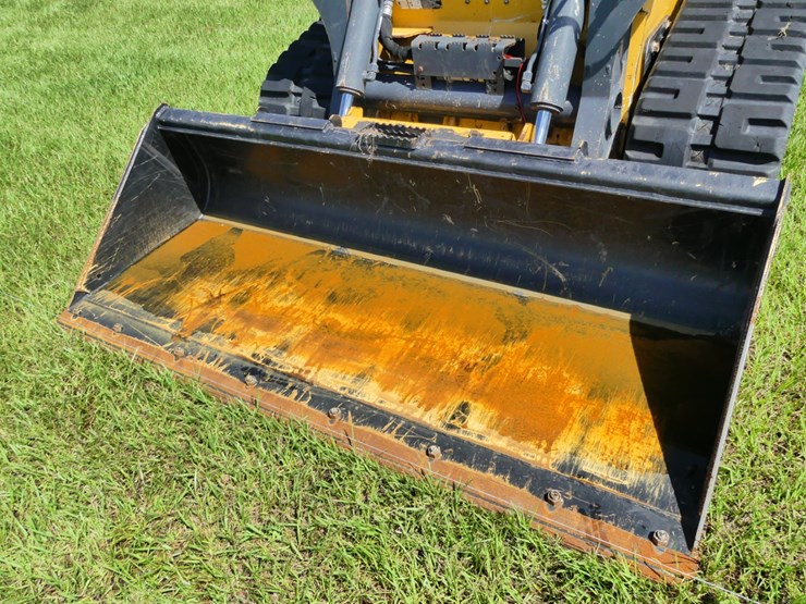 2018-deere-333g-image-10