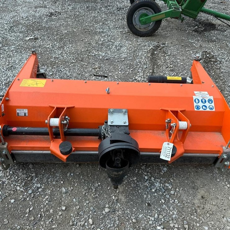 2016 KUBOTA F2680