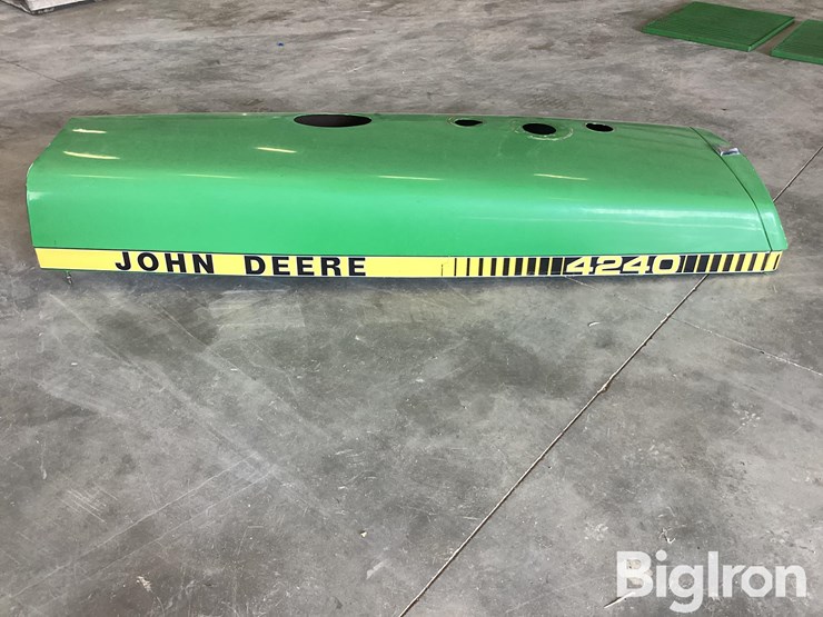 john-deere-4240-image-4