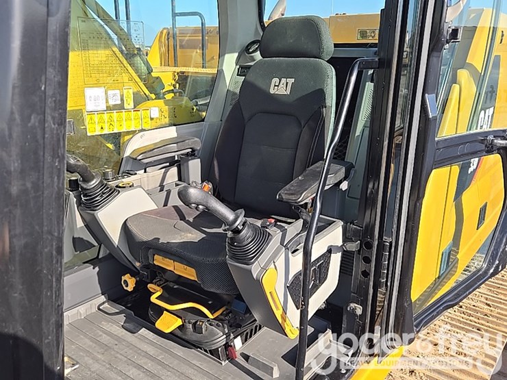 2019-caterpillar-336-image-67