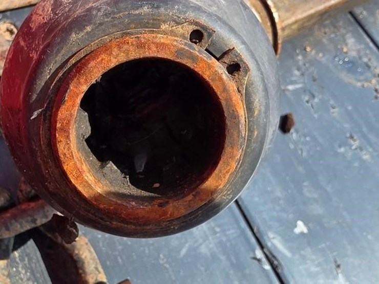 2019-new-holland-165-image-32