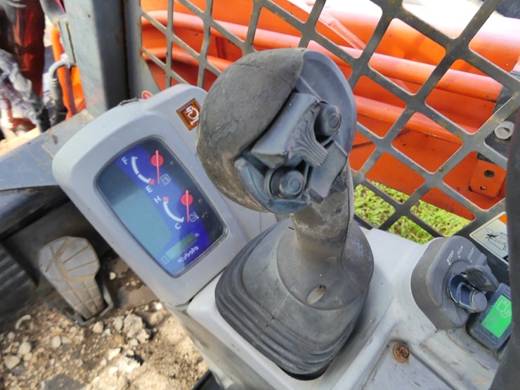 2018-kubota-svl75-2-image-15