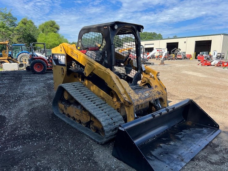 2014-caterpillar-279d-image-8