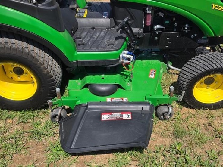 john-deere-1025r-image-8