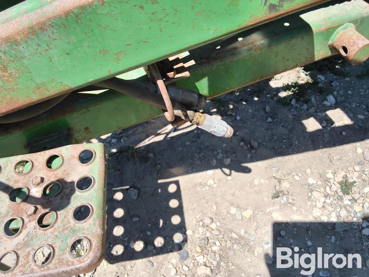 john-deere-250-image-14