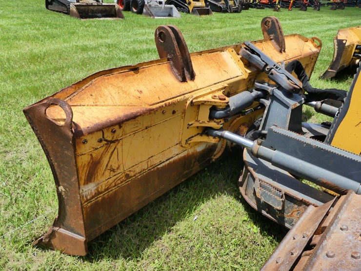 2014-deere-700k-lgp-image-8