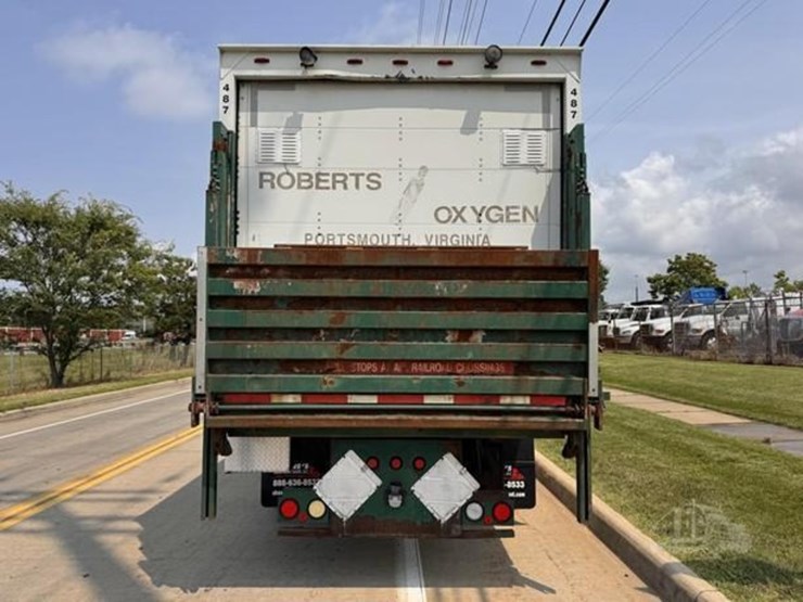 2016-kenworth-t370-image-8
