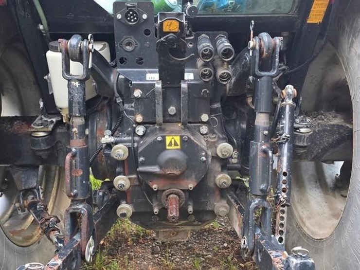 case-ih-jx100u-image-19