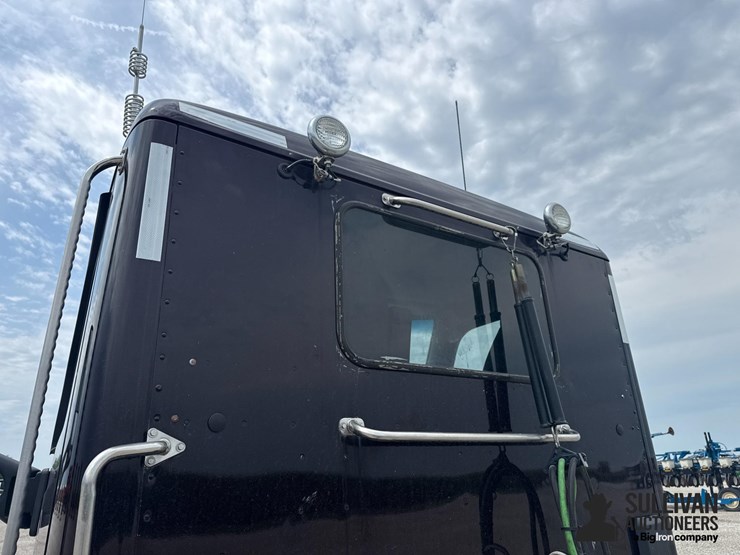 2020-peterbilt-579-image-20