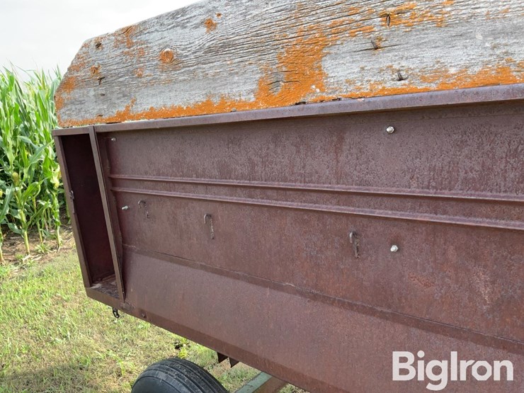 john-deere-11-image-15