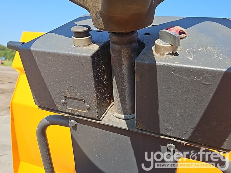 2014-terex-ta9-image-30