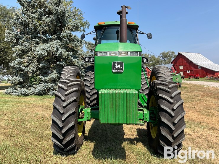 1989-john-deere-4555-image-2