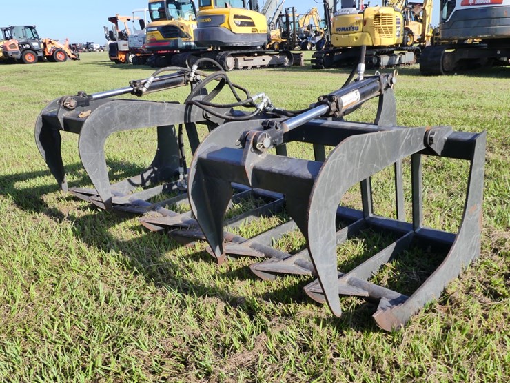 qa-hydraulic-grapple-image-1