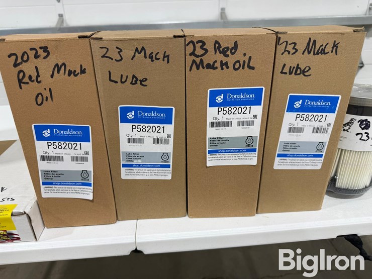 2023-mack-semi-filters-image-12