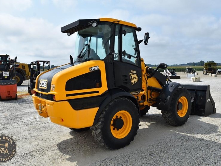 2023-jcb-409-image-21