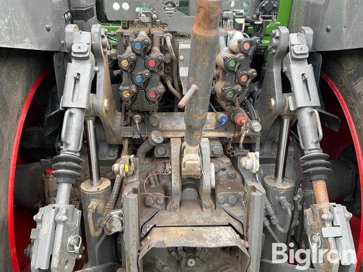 2019-fendt-826-vario-image-17
