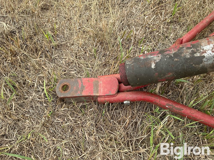 new-holland-30-image-9