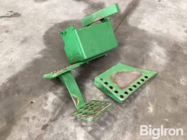 john-deere-4240-image-3