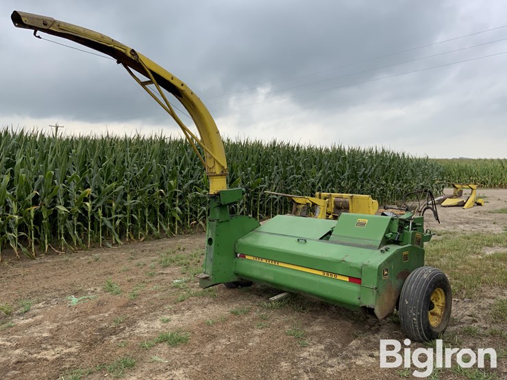john-deere-3960-image-5