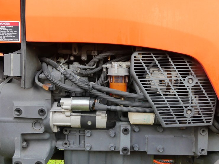 kubota-m7060-image-11