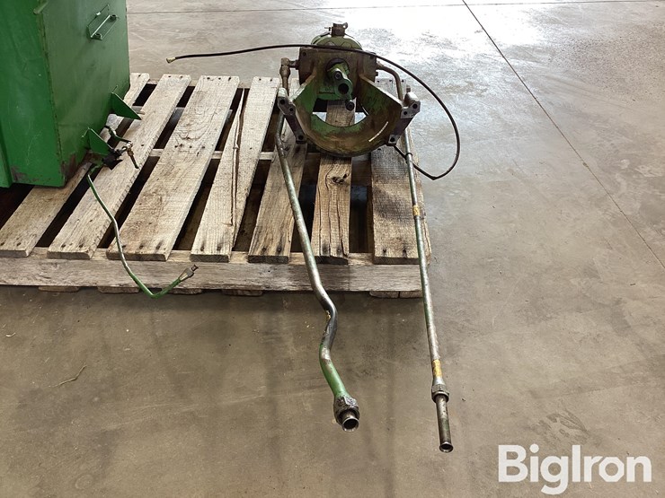 john-deere-4240-image-6