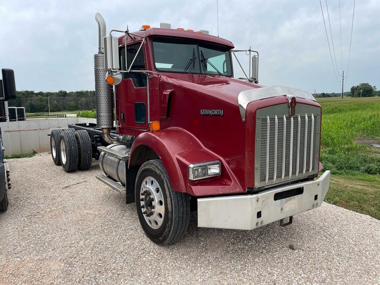 2006-kenworth-t800-image-3