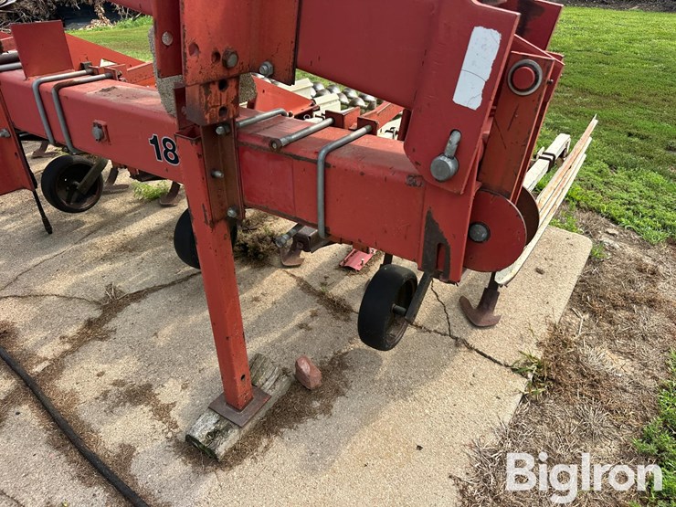 case-ih-1830-image-12