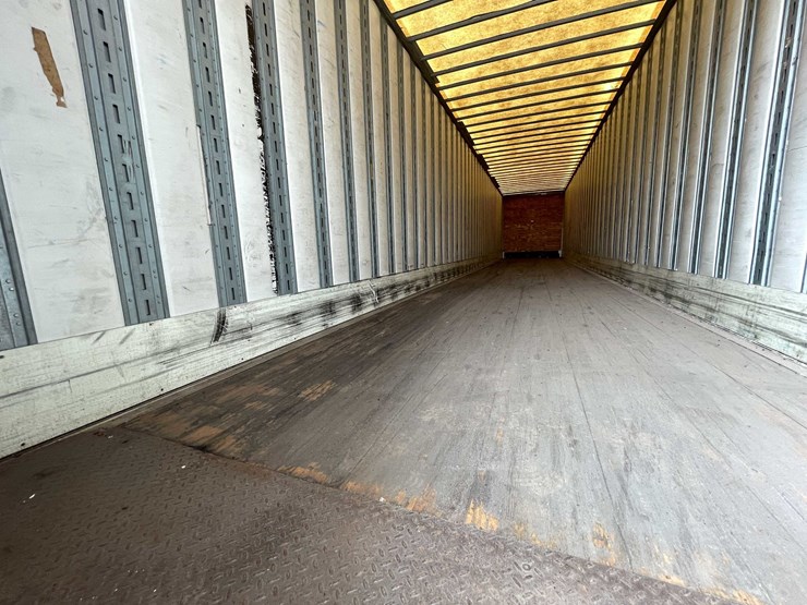 #446-•-2011-wabash-semi-trailer-(has-wi-title)-(denmark,-wi)-image-15
