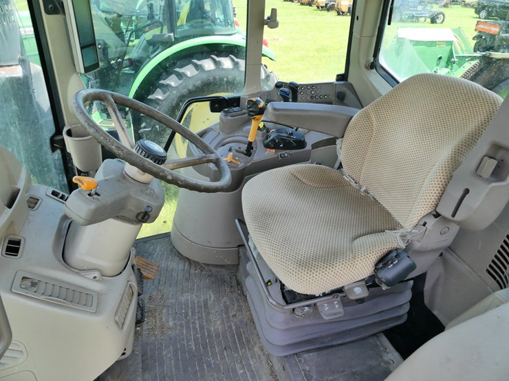 john-deere-6110m-image-12