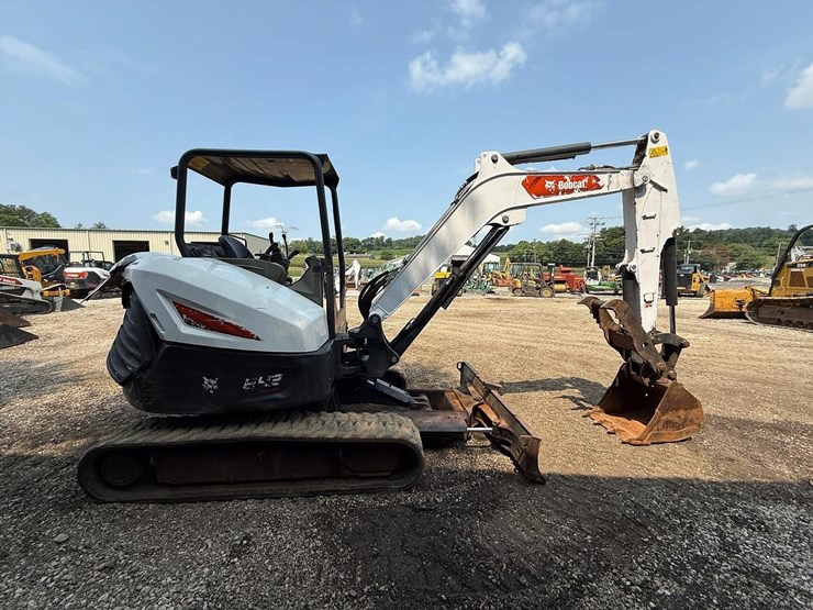 2021-bobcat-e42-image-5