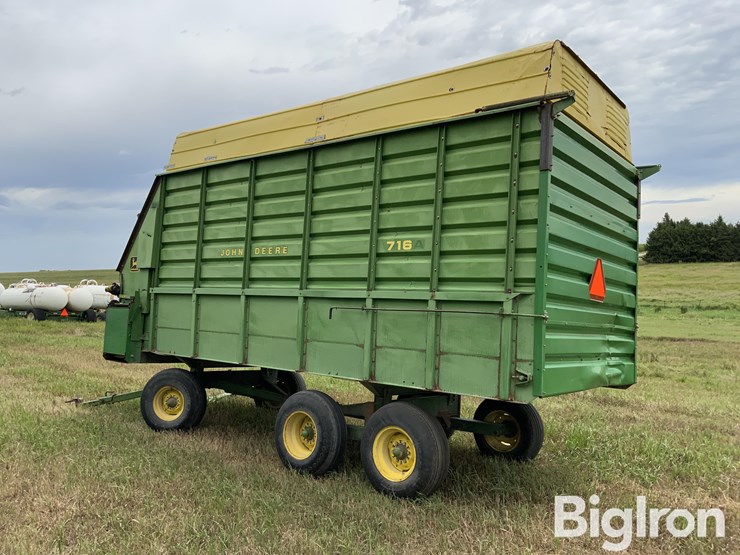 john-deere-716a-image-7
