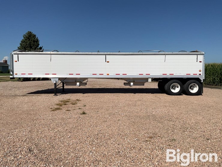 2010-timpte-grain-trailer-image-8