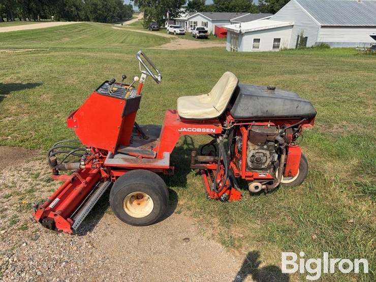 jacobsen-greens-king-4-greens/turf-thatcher-image-8