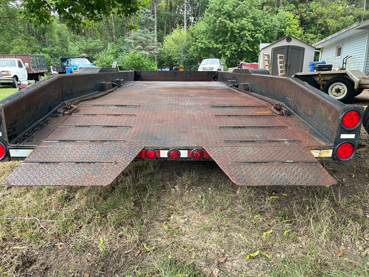 #415-•-2006-butler-tandem-axle-tilt-deck-trailer-(has-wi-title)-(sun-prairie,-wi)-image-8
