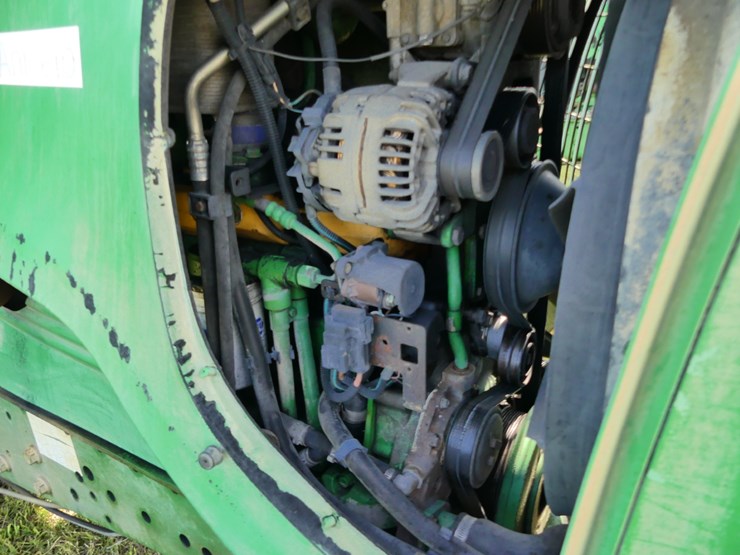 john-deere-6715-image-12