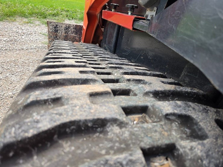 2018-kubota-svl95-2s-image-37